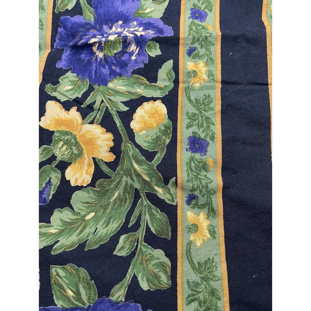 2 Vintage April Cornell Standard Cotton Pillowcases Cover Floral French Country - Picture 2 of 6